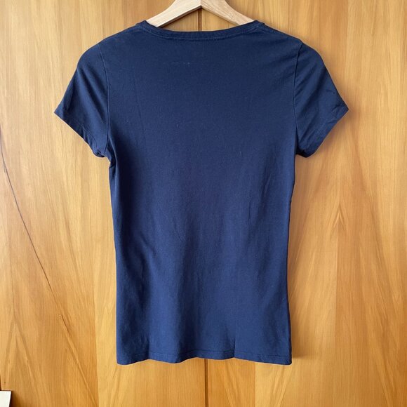 Levi's 73 Heart T-Shirt - Picture 3 of 5